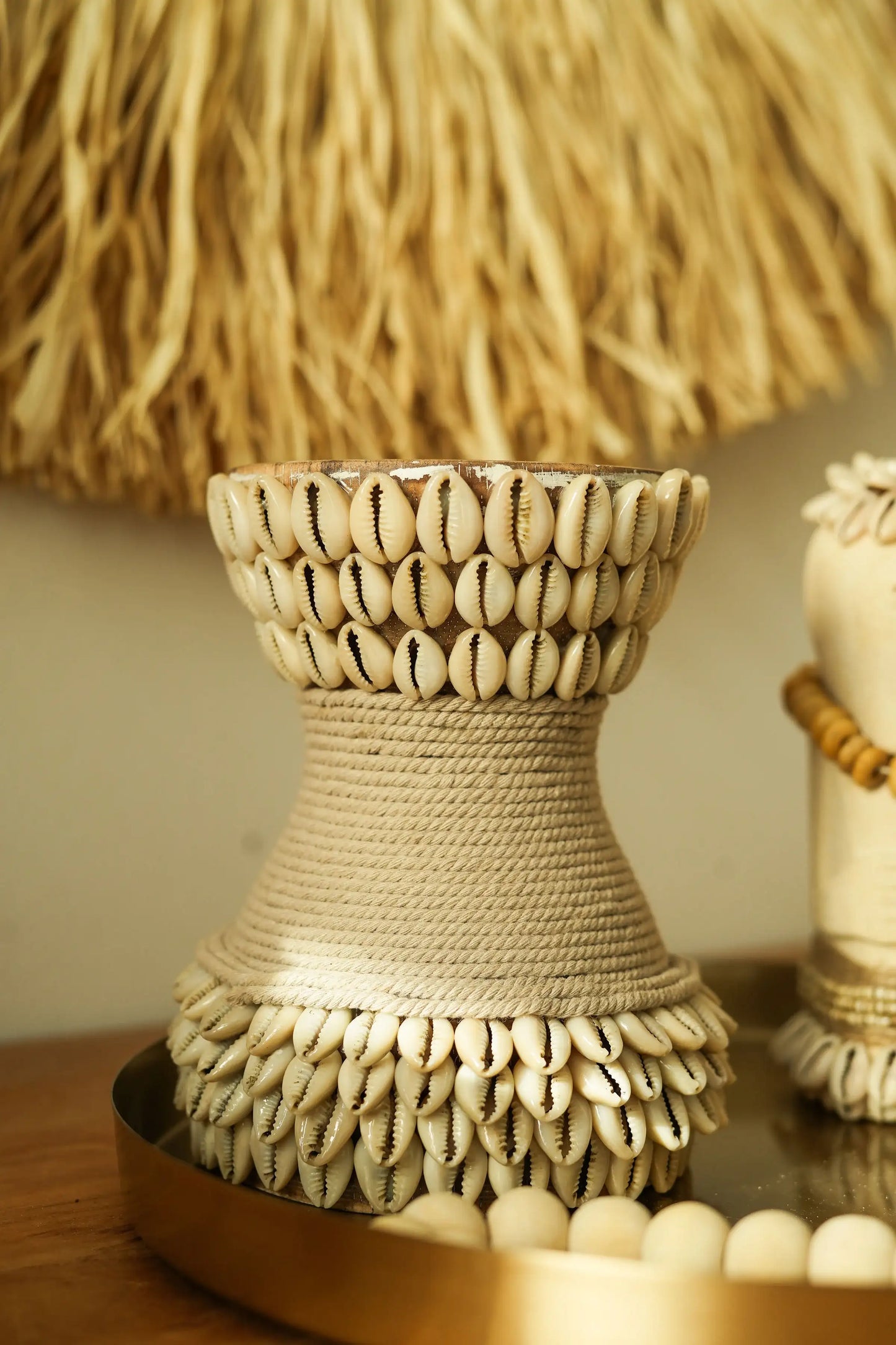 Bougeoir artisanal en cauris naturels