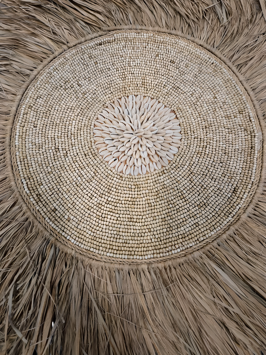 Juju Hat beige – Raphia & coquillages cauris