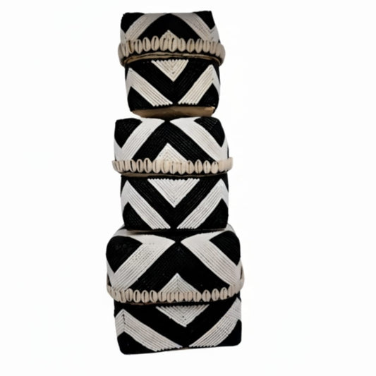 Boîte balinaise décorative en perles – Artisanat de Bali