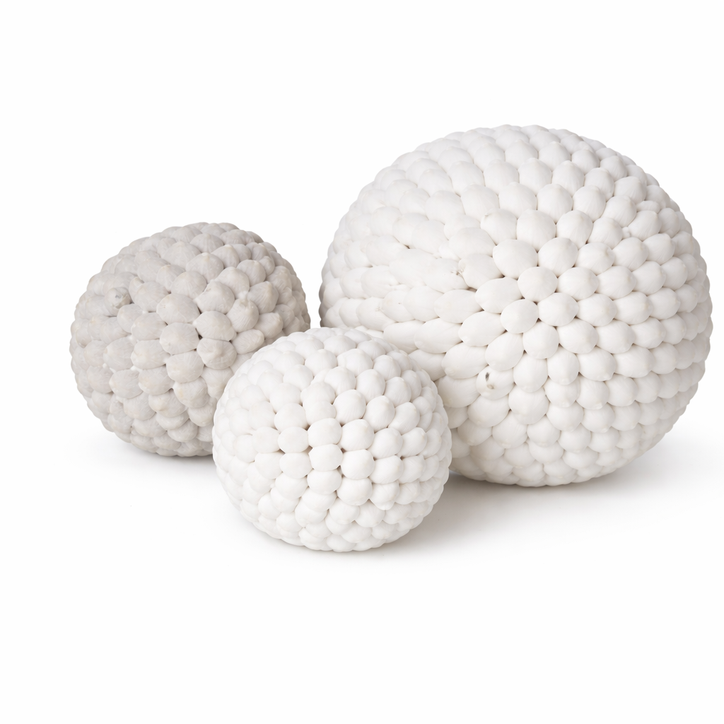 Boules en coquillages blancs rondes, décoration bohème naturelle
