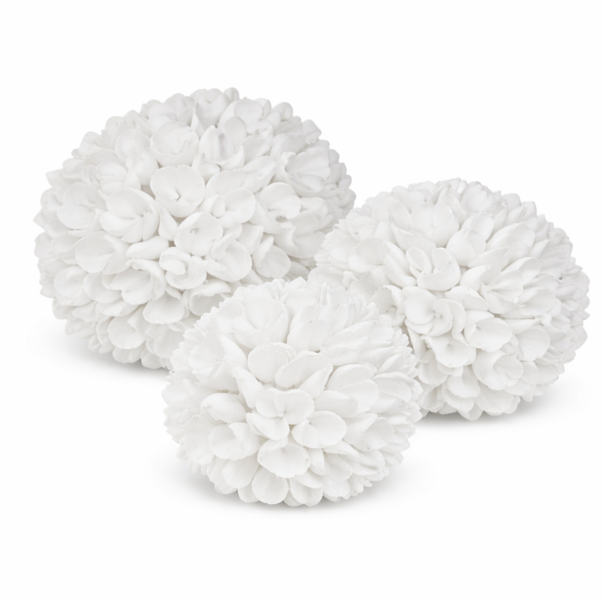 Boules décoratives en coquillages blancs structurés pour décoration bohème