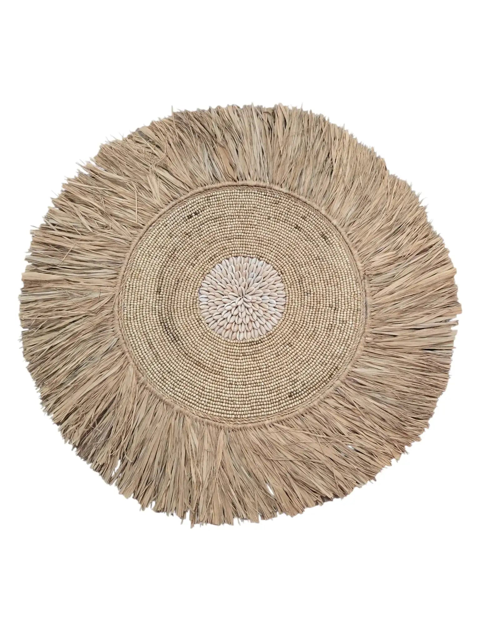 Juju Hat beige en raphia et coquillages cauris