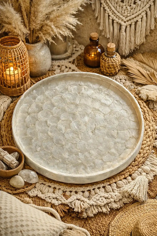 Plateau Décoratif en Capiz Blanc Nacré – La Bohème