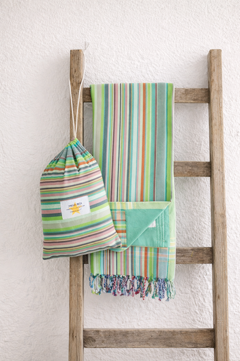 Serviette de plage rayée verte – Coton & éponge